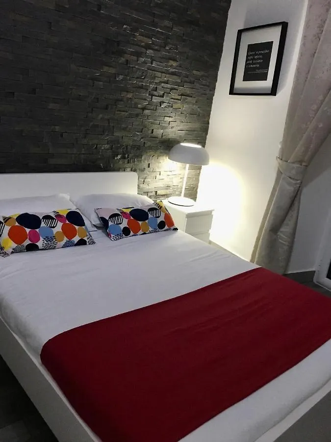 Franz Guest House Naples