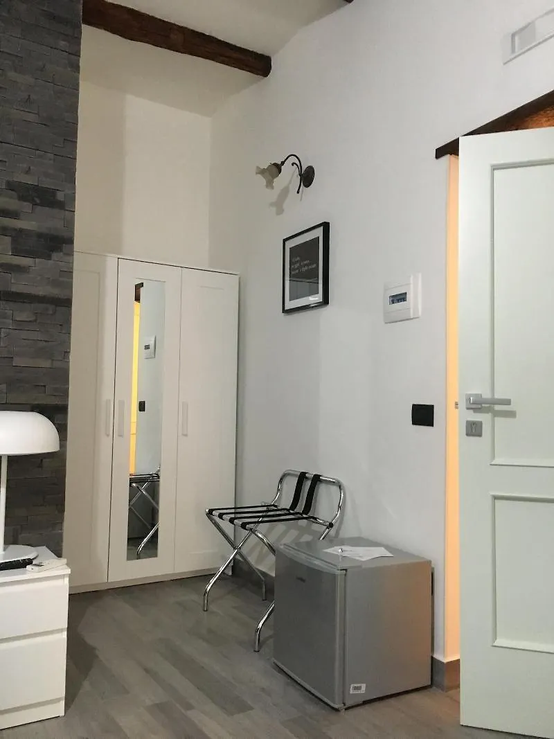 Franz Guest House Naples Italy