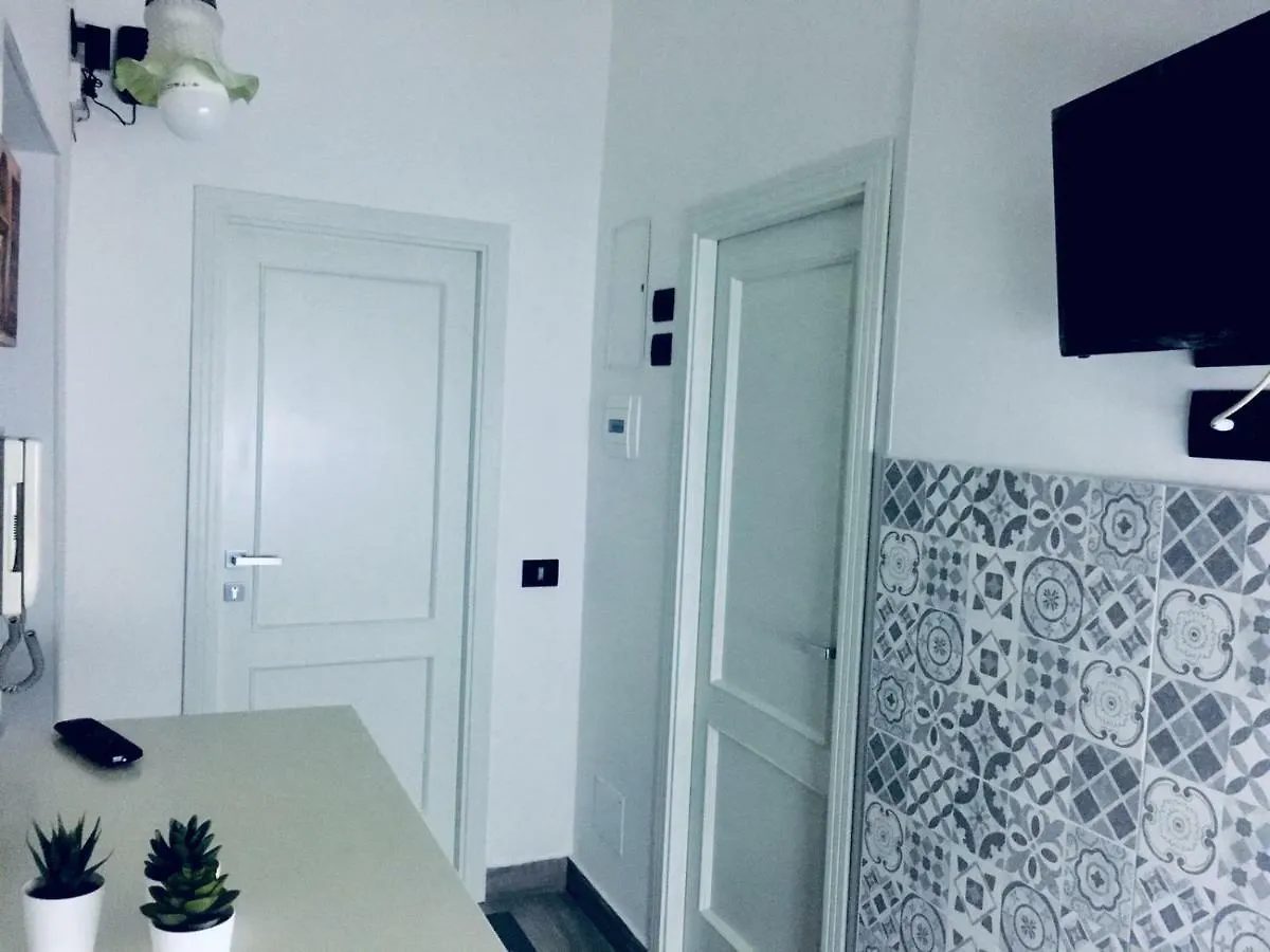 Franz Guest House Naples