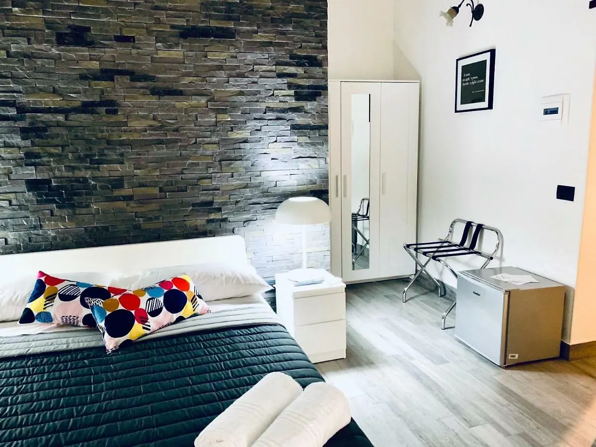 Franz Guest House Naples 0*,  Italy